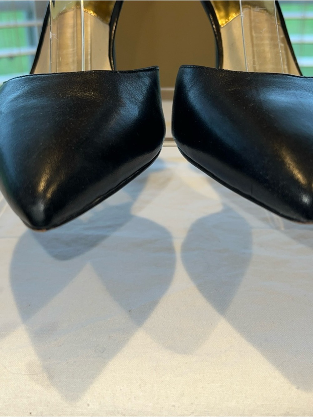 Michael Kors Womens Black Leather Ankle Strap Heels Shoes Sz 9.5M Zipper Gold - Picture 4 of 15